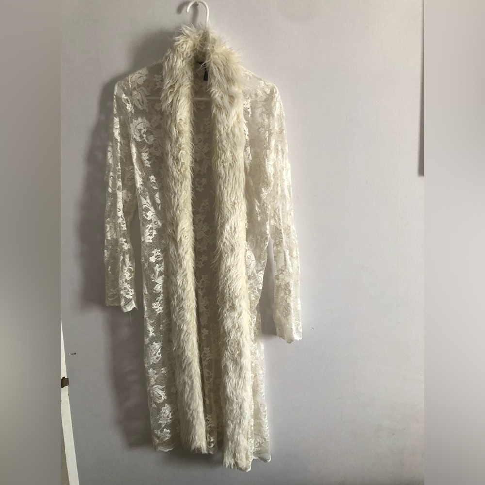 Moda International Cream Lace and Faux Fur Trim Cardigan